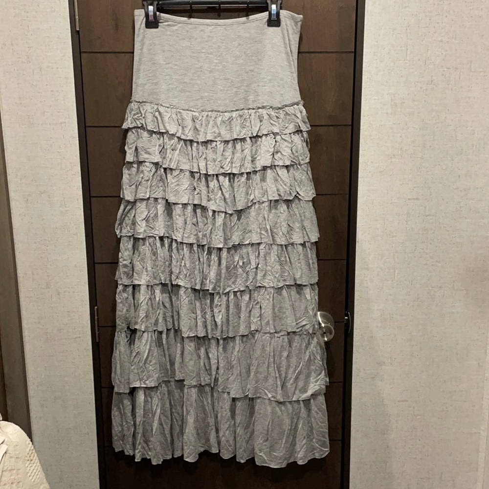 Kate & Mallory Tiered Ruffle Maxi Skirt Sz. M